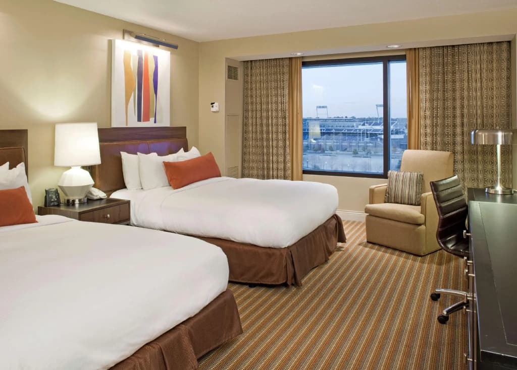 Standard Quadruple room with park view