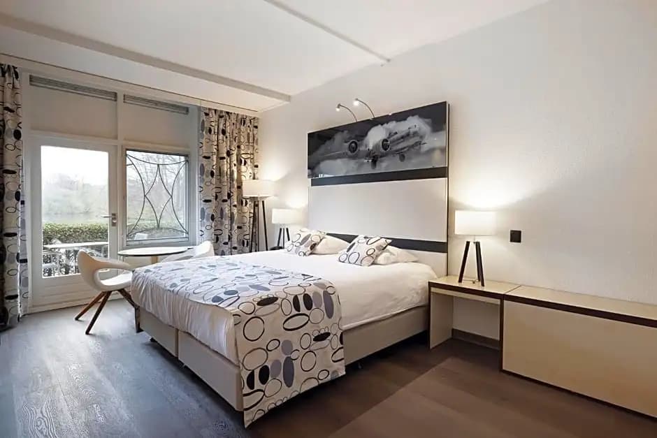 Deluxe Basement room