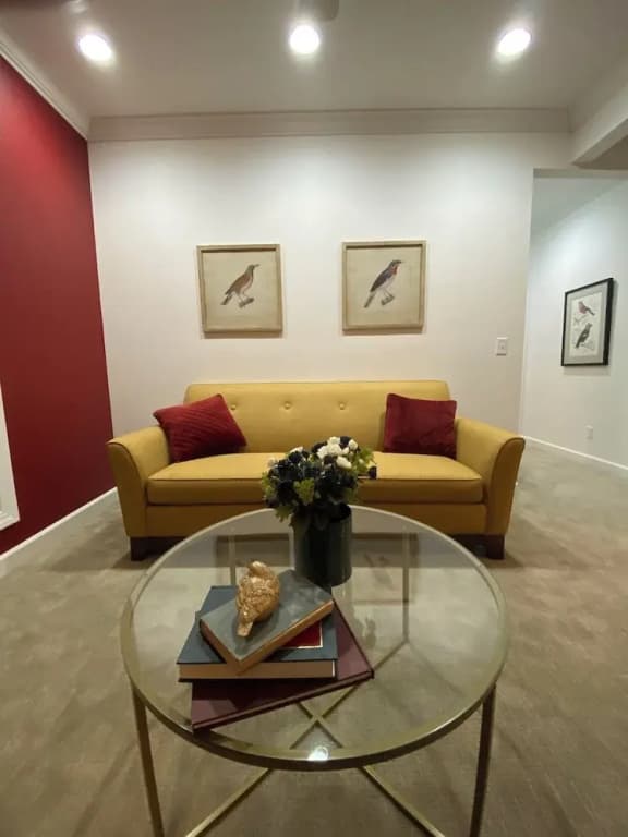 Premium Double room with balcony full double bed