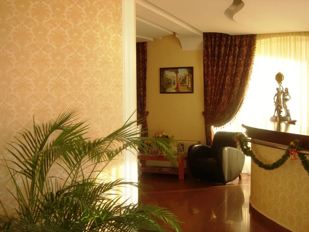 Hotel photo 12