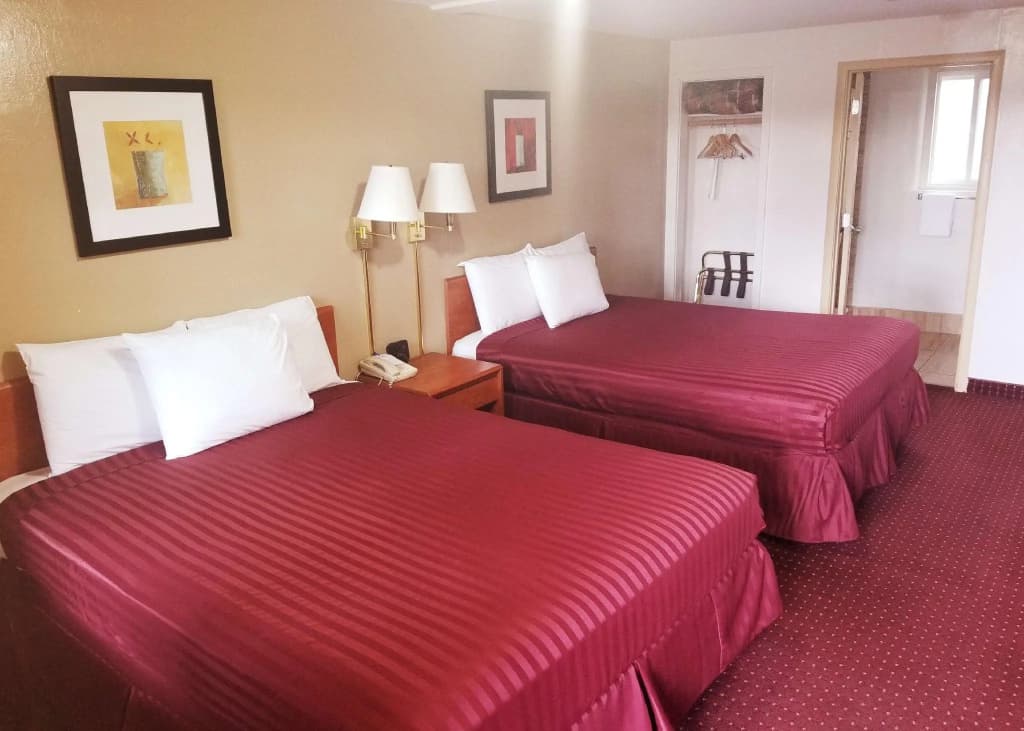 Standard Sextuple room