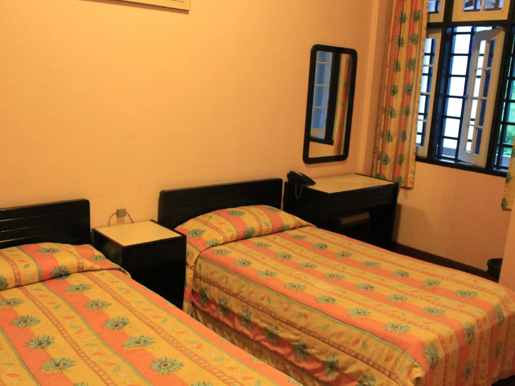3 Bedrooms Apartment