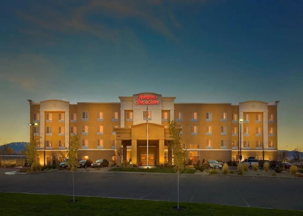 Hotel photo 1