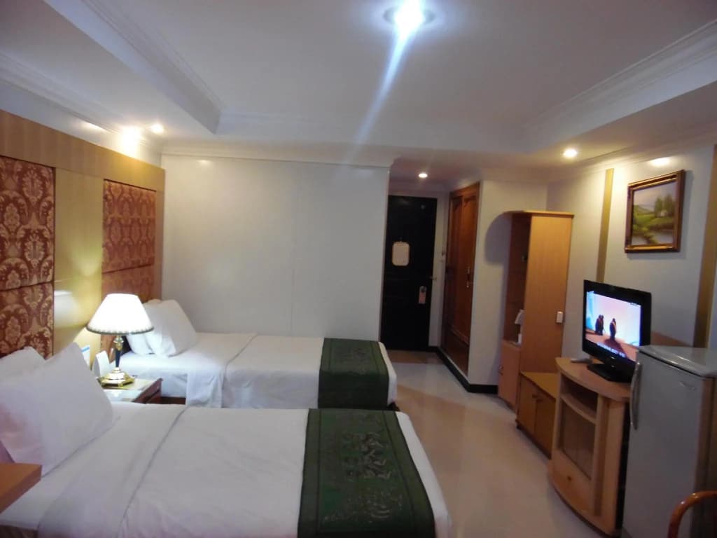 Deluxe Double room twin beds