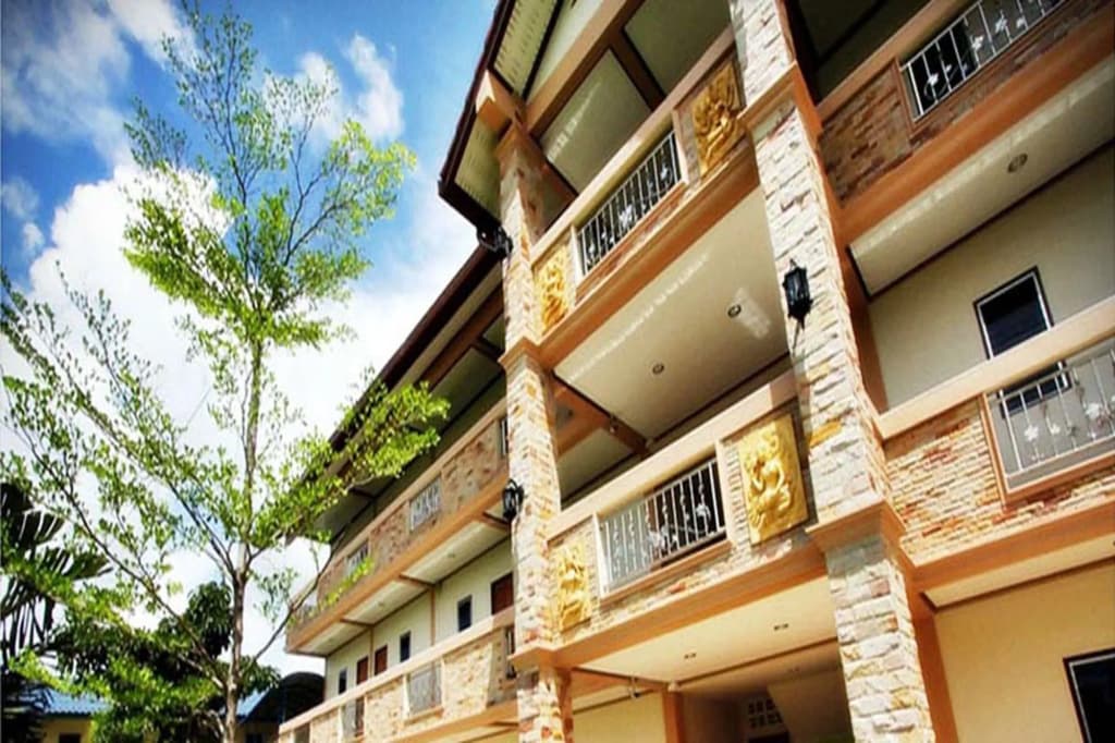 Hotel photo 1