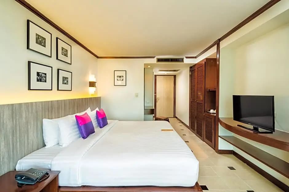 Superior Triple room