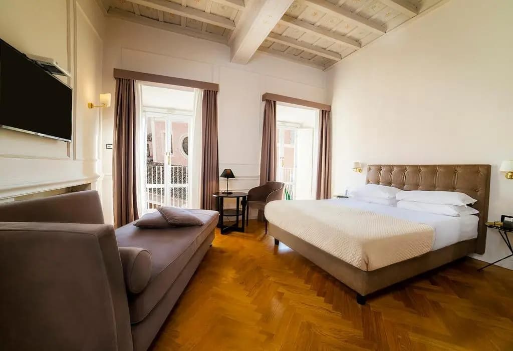 Deluxe Double room full double bed