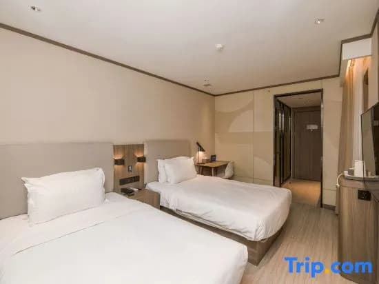 Standard Double room twin beds