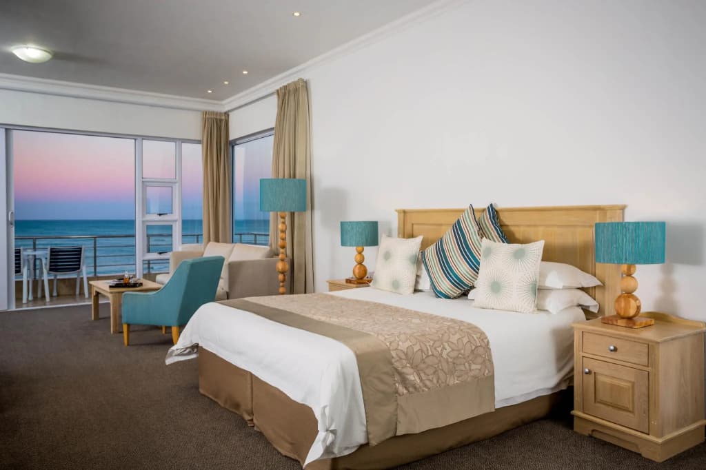 Luxury Double room with sea view twin beds