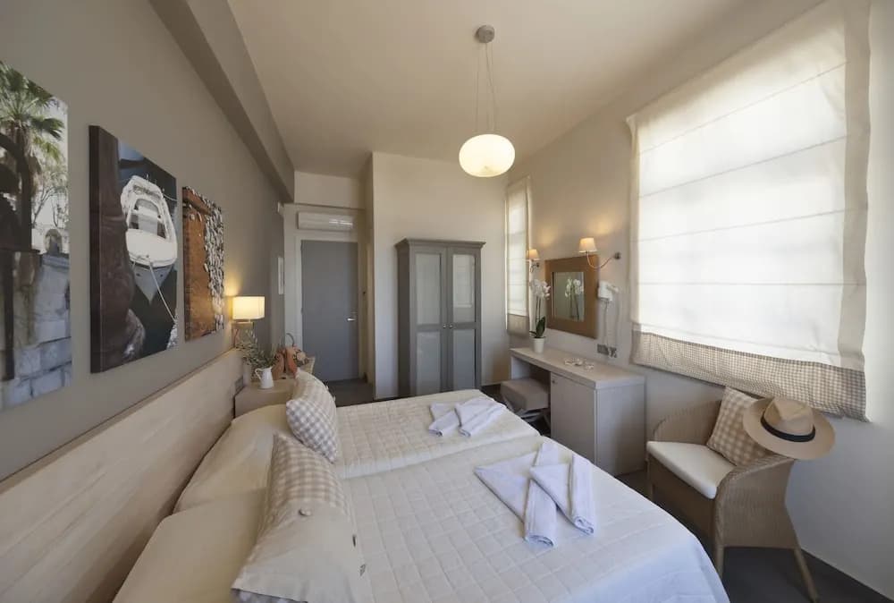Standard room with sea view