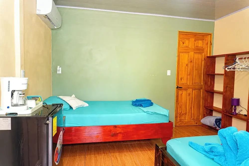 Economy room