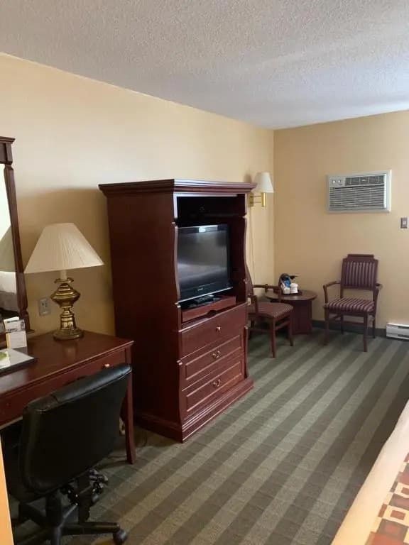Economy room
