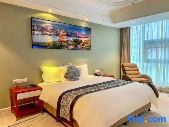 Standard room with river view