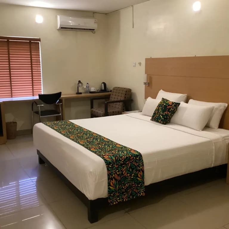 Royal room