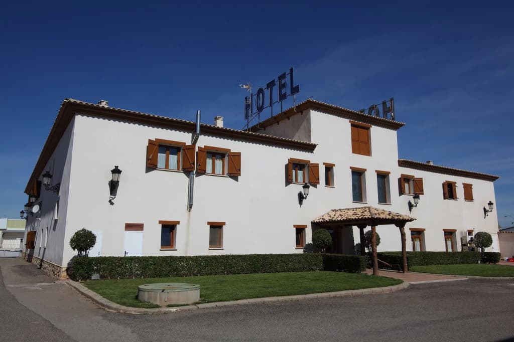 Hotel photo 1