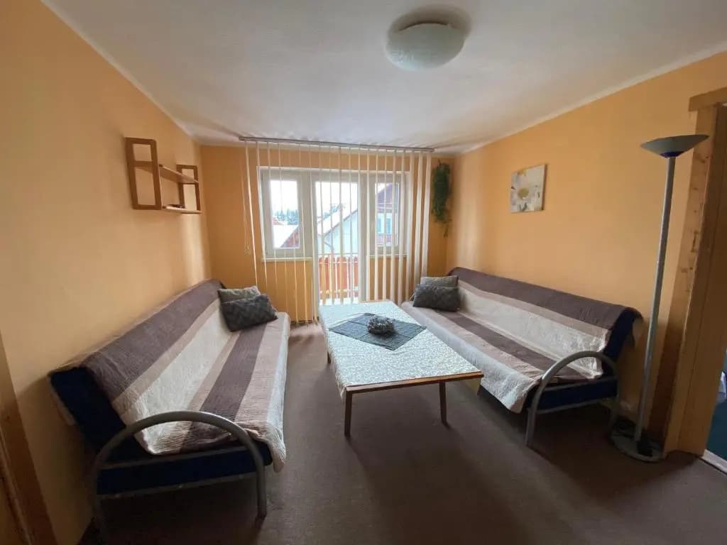 2 Bedrooms Attic Apartment