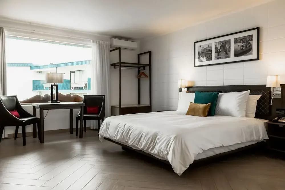 Standard Double Studio full double bed