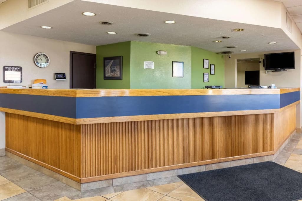 Hotel photo 1