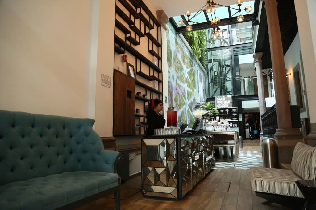 Hotel photo 2
