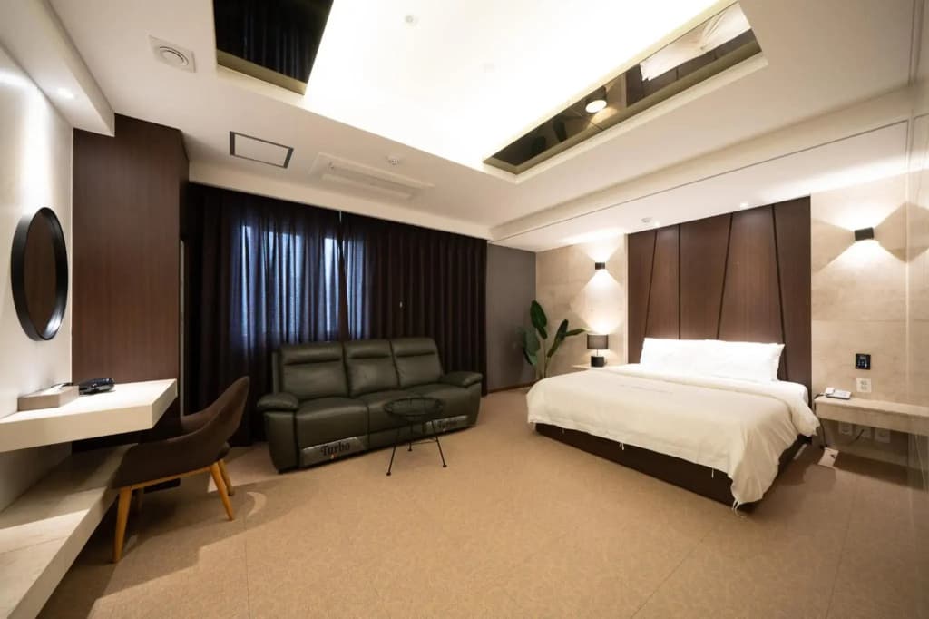 Hotel photo 16