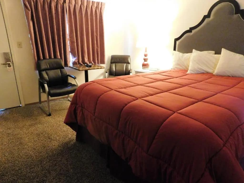 Deluxe Double room full double bed