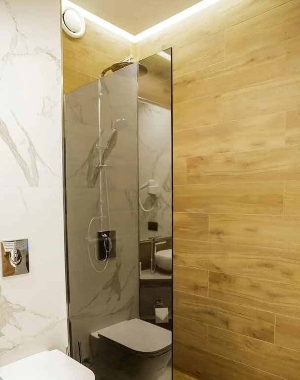 Standard Double room with balcony full double bed