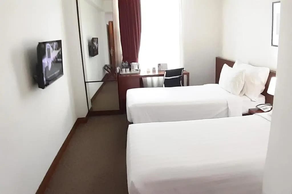Deluxe Double room twin beds