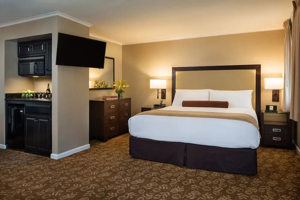 Standard Suite