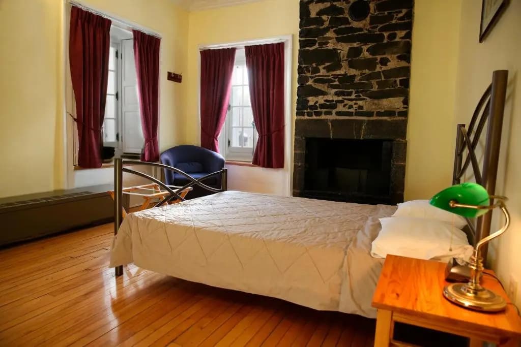 Standard Double room full double bed