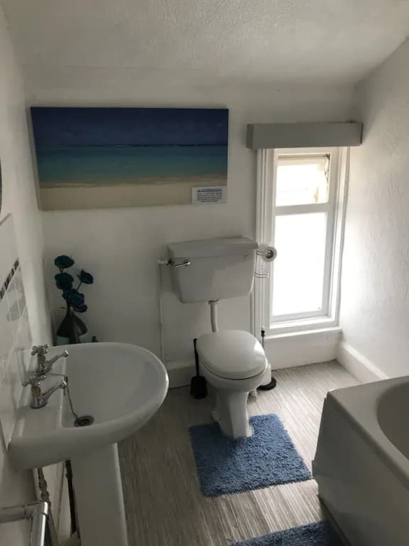 Comfort room