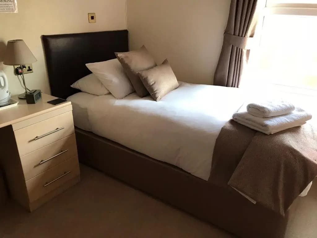 Standard Single room