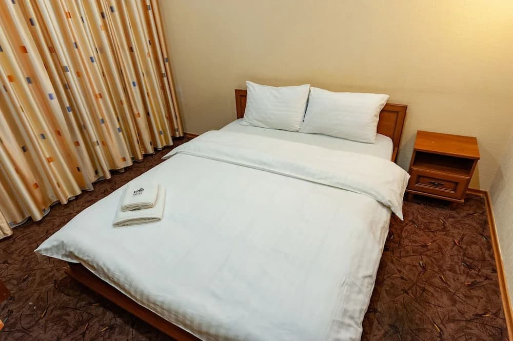 1 Bedroom Standard Double room full double bed