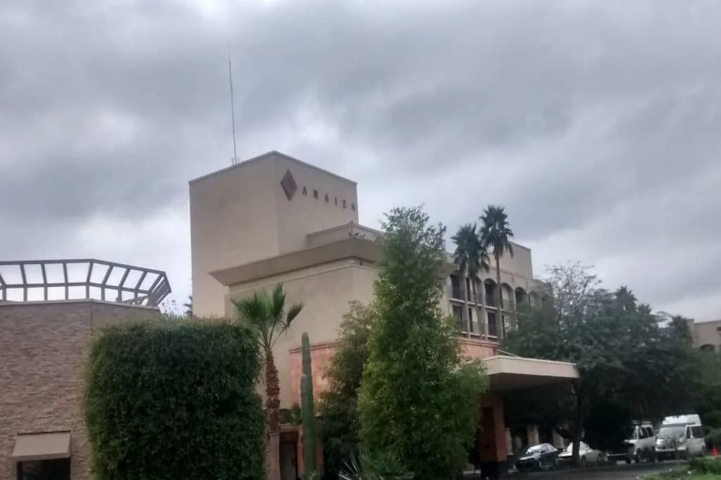 Hotel photo 1