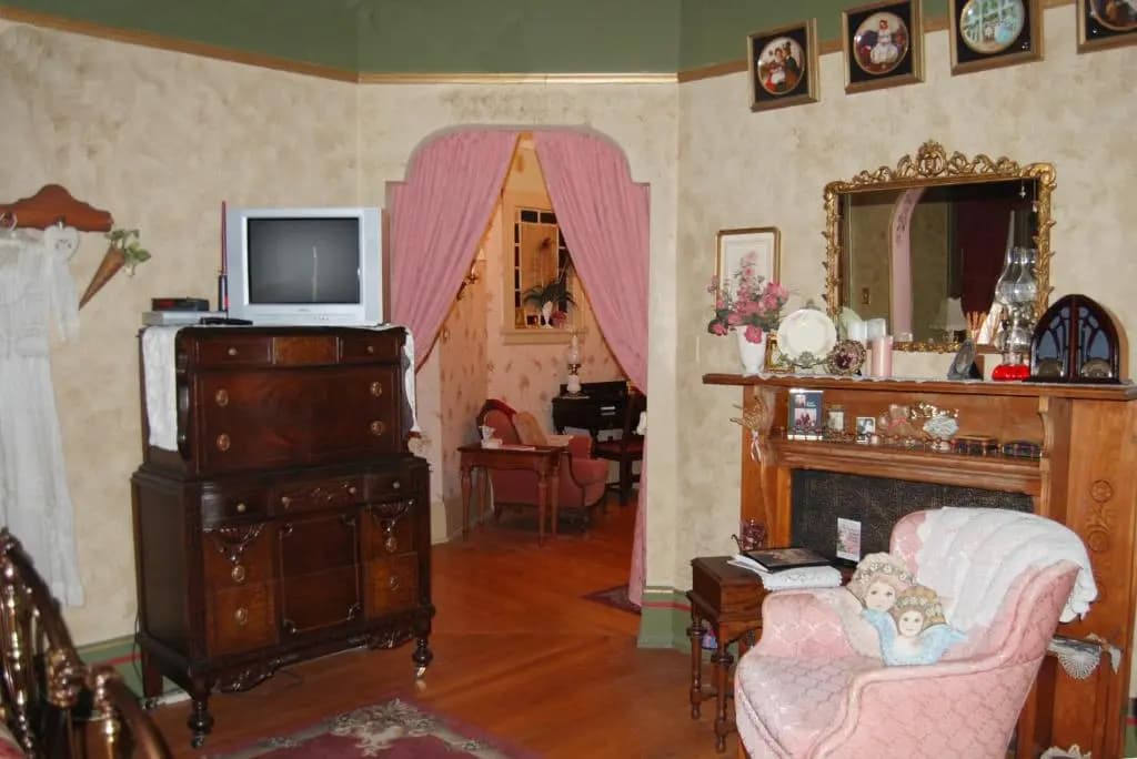 3 Bedrooms Standard Double room full double bed
