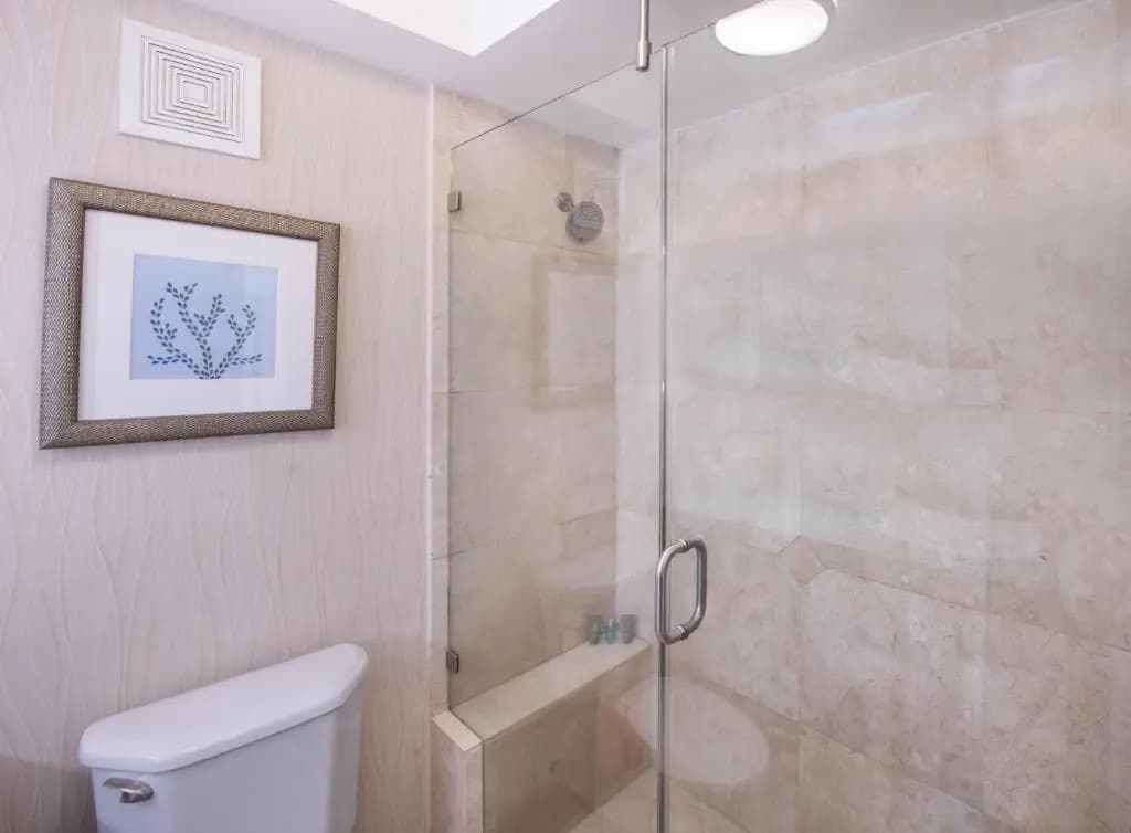 Deluxe Double room with ocean view full double bed