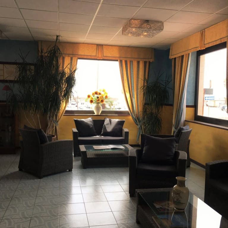 Hotel photo 11