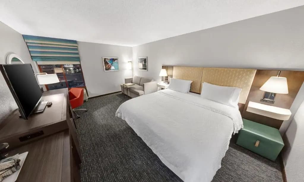 NONSMOKING Double room full double bed