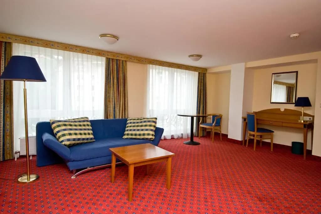 Standard Family room