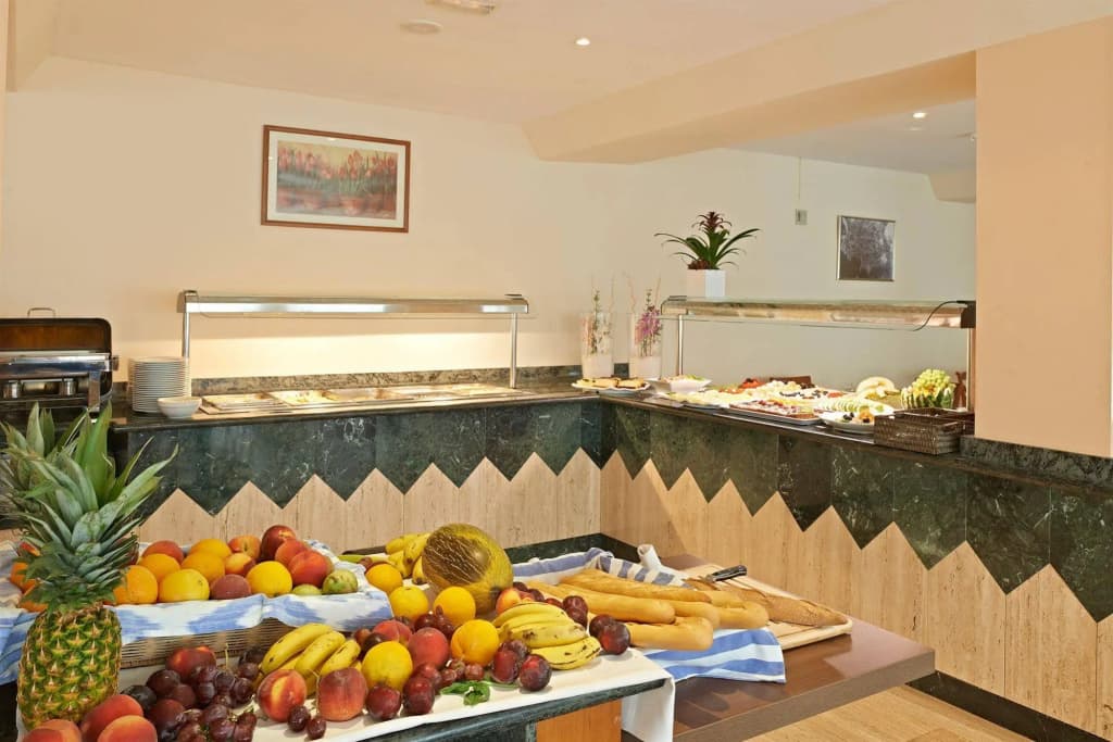Hotel photo 10