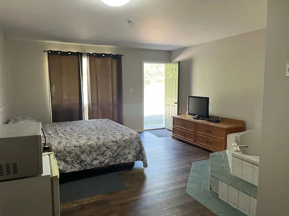 Standard Double room full double bed