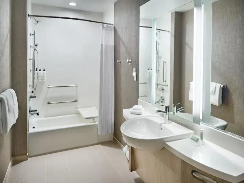 Quadruple Suite