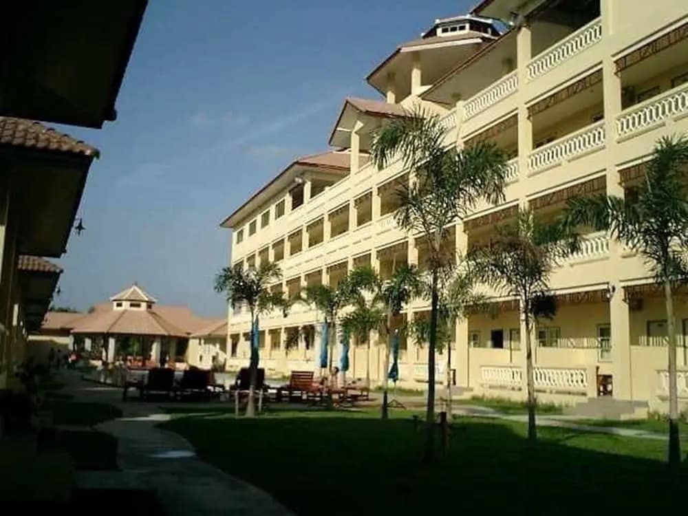 Hotel photo 1