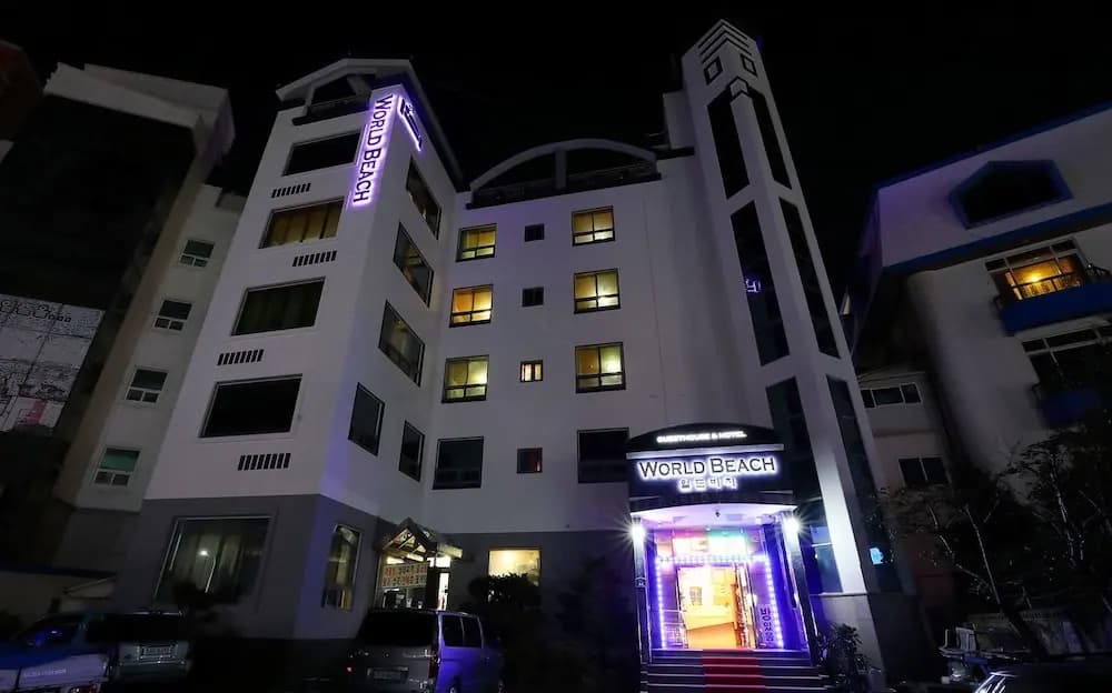 Hotel photo 1