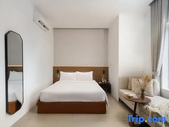 Deluxe room with balcony