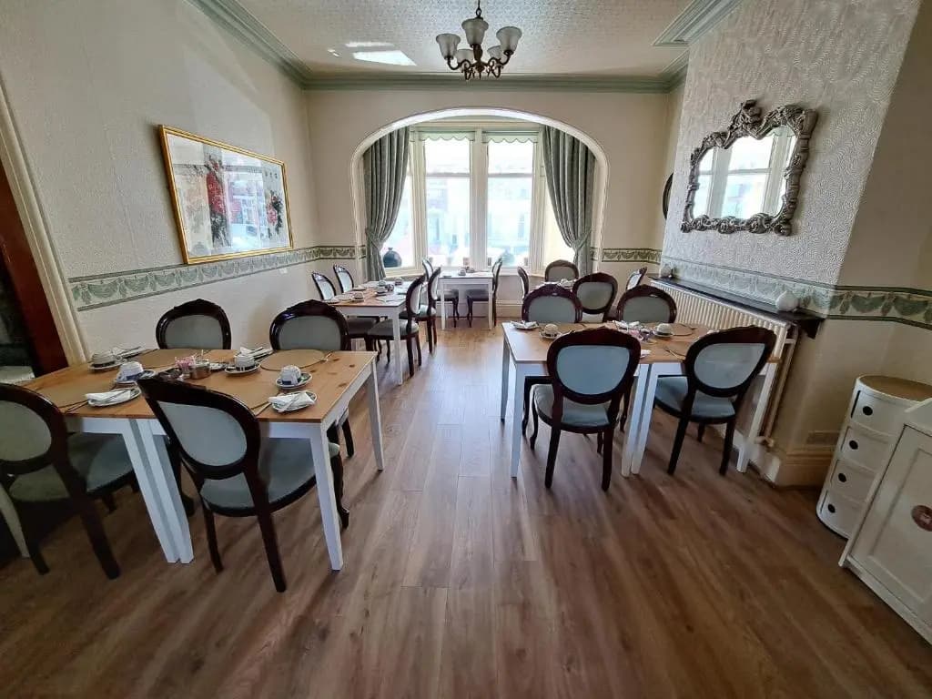 Hotel photo 12