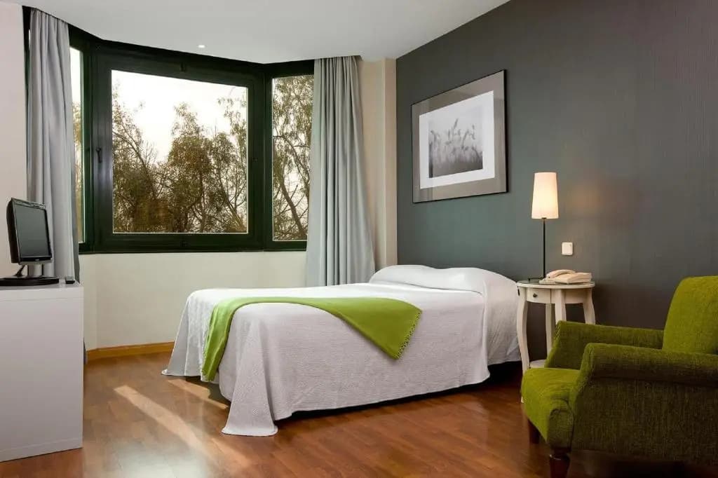 Double room full double bed