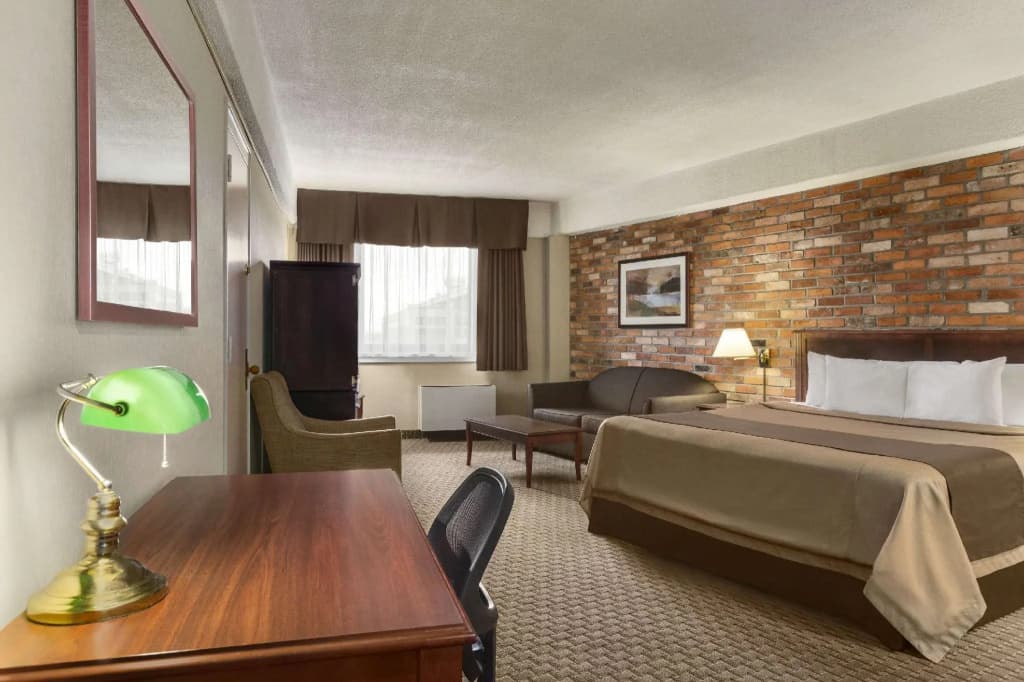 Business Double room full double bed