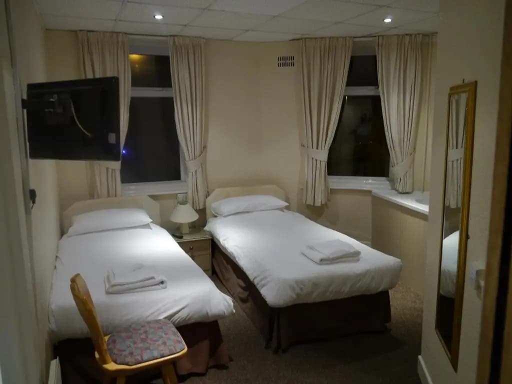 Standard Double room twin beds