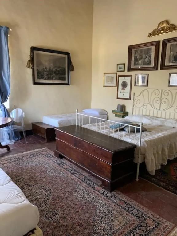 Standard Quadruple Family room
