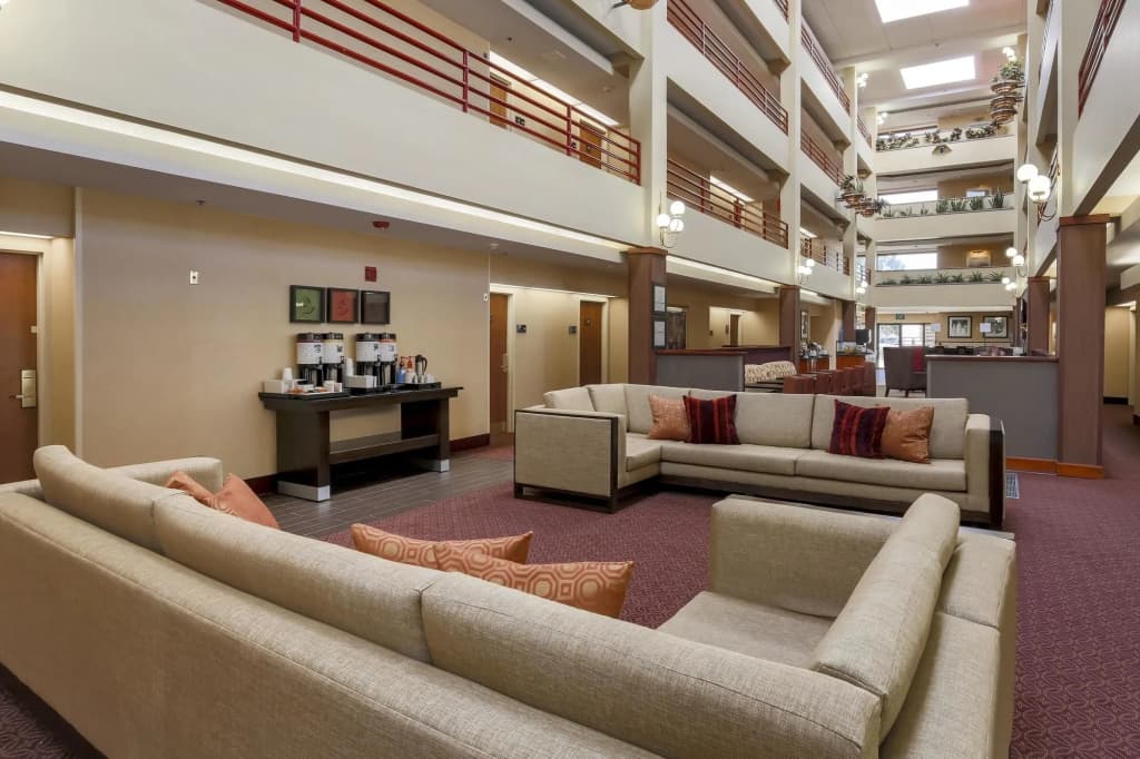 Hotel photo 12